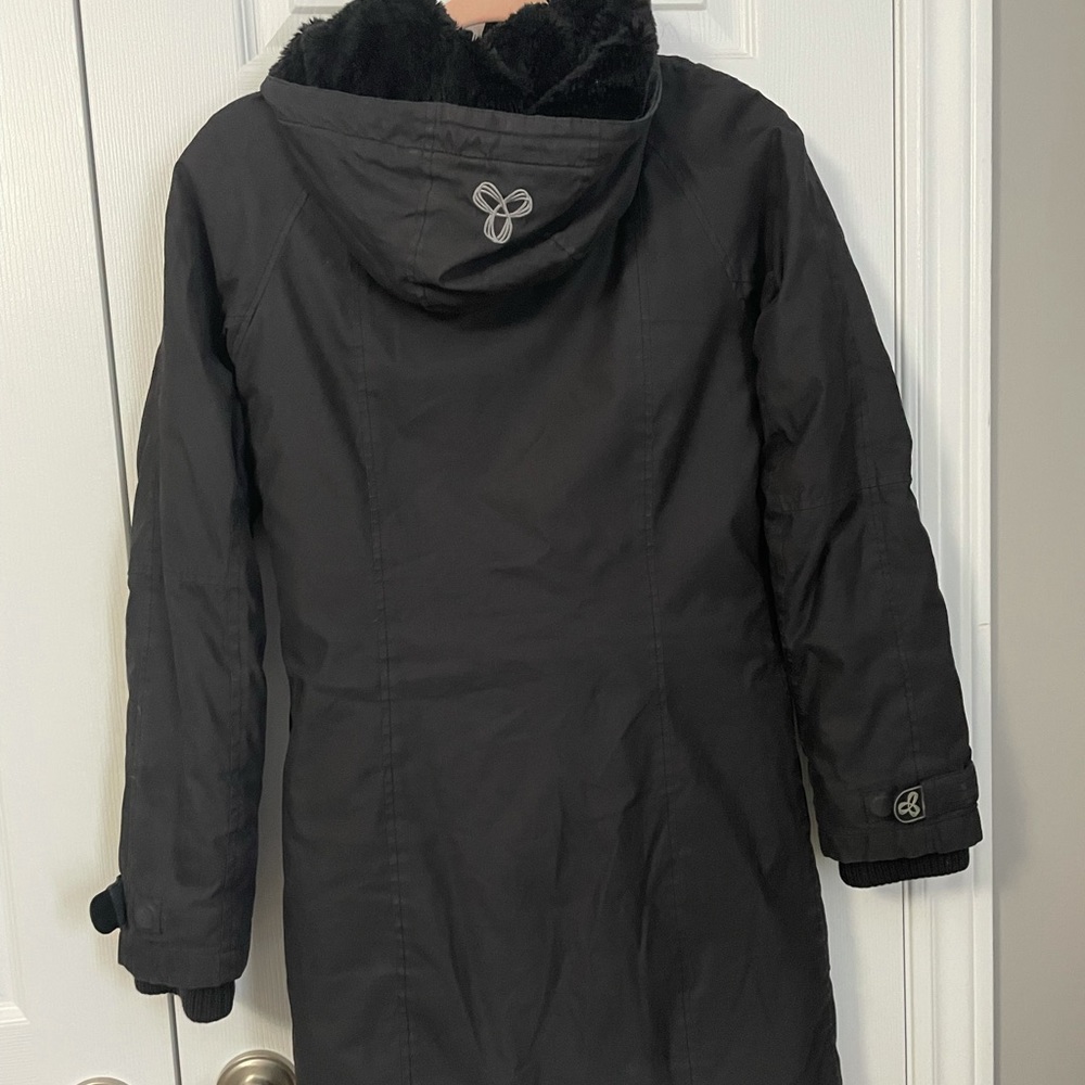 TNA winter jacket - Picture 2 of 3